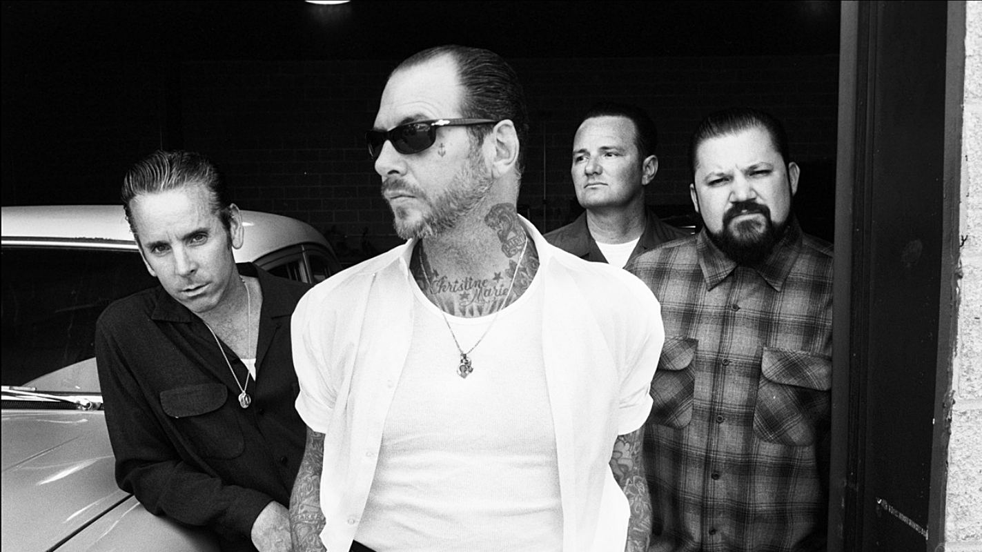 Social Distortion